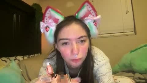 luvrxstarx online show from 18, 12, 2025