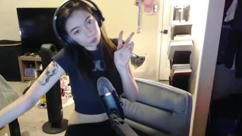 luvrxstarx online show from 16, 1, 2026