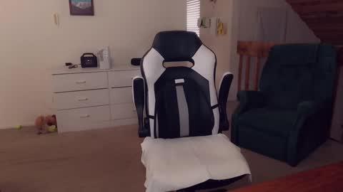 Britney online show from 12, 9, 2025