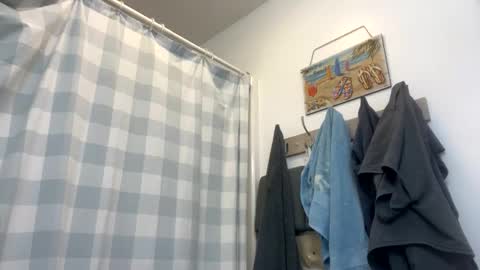 Snapshot of luvtobenude21 chatting on 13, 11, 2025 Joe and Sarah online show from 13, 11, 2025