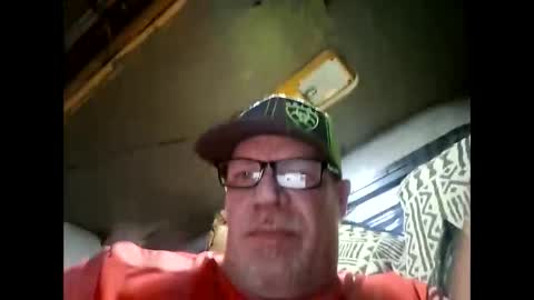 Snapshot of luvtw2eet6ussy chatting on 15, 11, 2025 luvtw2eet6ussy online show from 15, 11, 2025