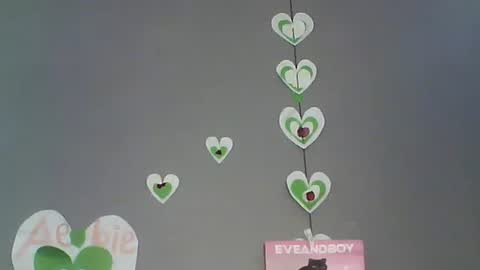 Bee Bee online show from 15, 3, 2026