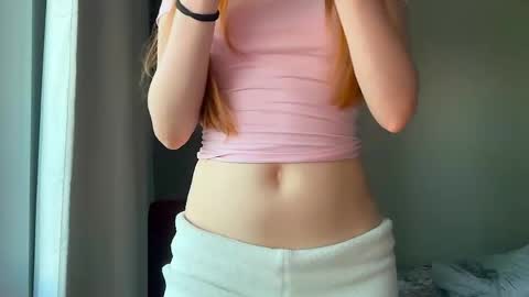 Snapshot of lux_angel chatting on 18, 5, 2026 lux_angel online show from 18, 5, 2026
