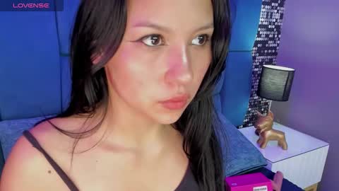 Snapshot of lux_bitchx chatting on 21, 12, 2025 lux_bitchx online show from 21, 12, 2025