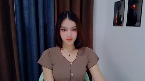 queen lux online show from 12, 7, 2026