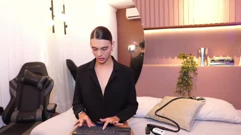 Snapshot of luxa_velvett chatting on 20, 3, 2026 Luxa online show from 20, 3, 2026