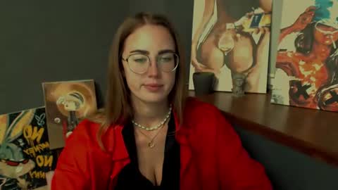 Snapshot of luxie_queen chatting on 12, 6, 2026 Katie online show from 12, 6, 2026