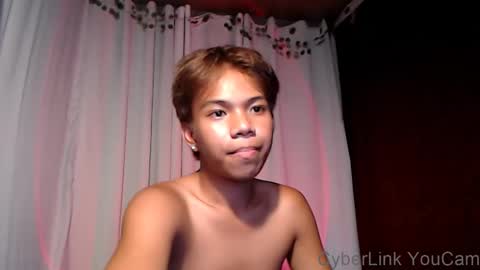 Snapshot of luxirfy_xx chatting on 13, 5, 2026 luxirfy online show from 13, 5, 2026