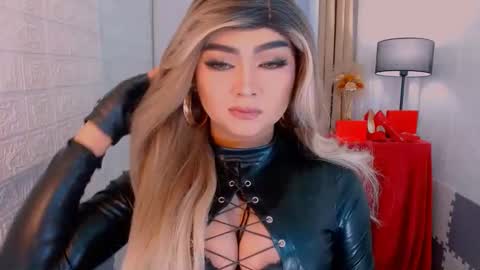 Sasha Blaire online show from 13, 9, 2025