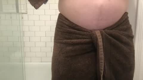 lvguynextdoor440656 online show from 16, 1, 2026