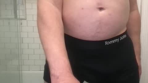 lvguynextdoor440656 online show from 1, 6, 2026