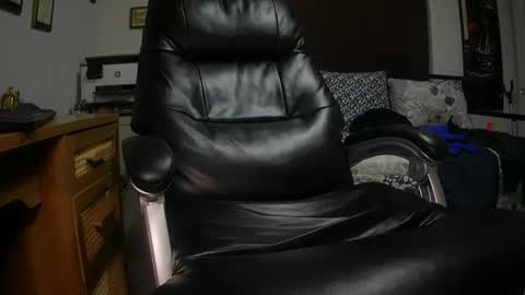 Snapshot of lvrimmer chatting on 20, 5, 2026 lvrimmer online show from 20, 5, 2026