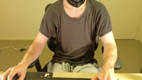 Snapshot of lxgxnd99 chatting on 23, 5, 2026 lxgxnd99 online show from 23, 5, 2026