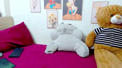 im mai online show from 7, 11, 2025