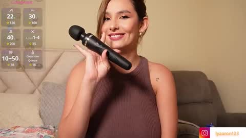 Snapshot of lya_aron_couple chatting on 18, 2, 2025 lya_aron_couple online show from 18, 2, 2025