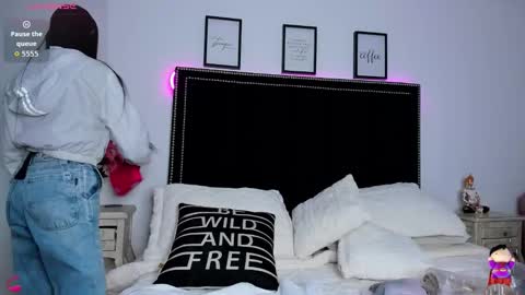 lya_brown online show from 4, 2, 2026