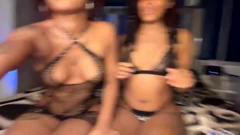 Snapshot of lyaandkassandra chatting on 29, 12, 2024 lyaandkassandra online show from 29, 12, 2024