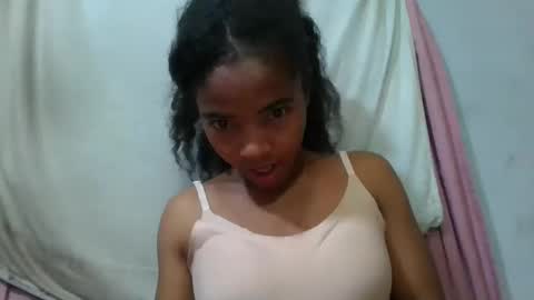 lydie856696 online show from 8, 6, 2026
