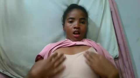 lydie856696 online show from 8, 6, 2026
