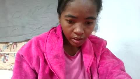 Snapshot of lydie856696 chatting on 23, 7, 2026 lydie856696 online show from 23, 7, 2026