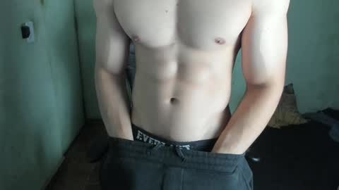 Snapshot of lyg7 chatting on 25, 1, 2025 Gothdaddy online show from 25, 1, 2025