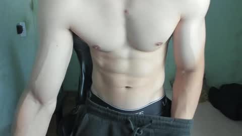 Snapshot of lyg7 chatting on 27, 9, 2025 Gothdaddy online show from 27, 9, 2025