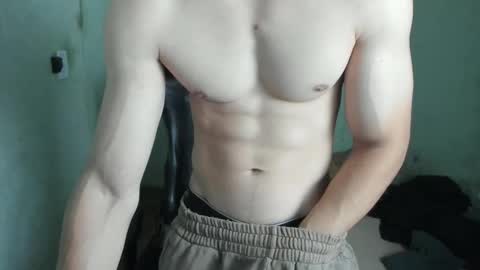 Snapshot of lyg7 chatting on 16, 10, 2025 Gothdaddy online show from 16, 10, 2025