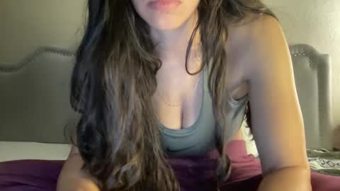 Snapshot of lylajades chatting on 8, 12, 2024 Olivia online show from 8, 12, 2024