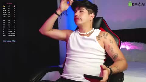 Lyle Bennett Freelance Model online show from 19, 9, 2025