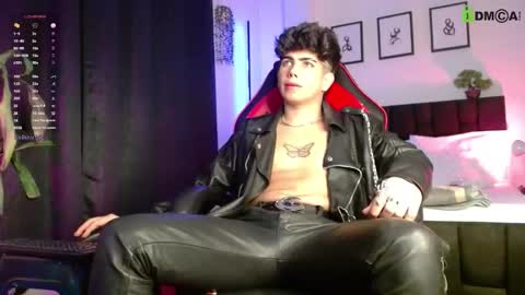 Lyle Bennett Freelance Model online show from 12, 3, 2026