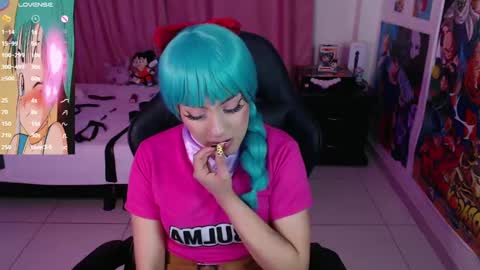 Snapshot of lyli3_4 chatting on 6, 3, 2025 lyli3_4 online show from 6, 3, 2025
