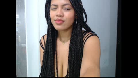 Snapshot of lylii_evans chatting on 28, 12, 2024 lylii_evans online show from 28, 12, 2024