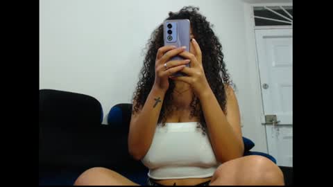 Snapshot of lylii_evans chatting on 5, 2, 2025 lylii_evans online show from 5, 2, 2025