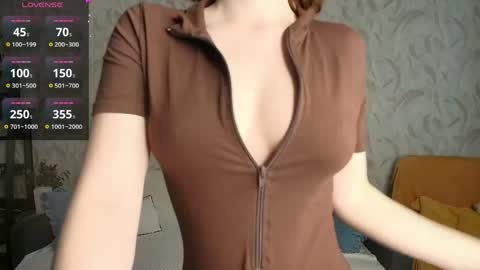Snapshot of lynafrost chatting on 31, 5, 2026 LynaFrost online show from 31, 5, 2026