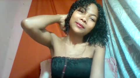 lyndah19 online show from 2, 12, 2025