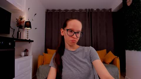 Sara online show from 23, 2, 2025