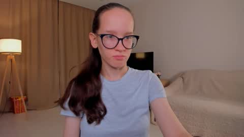 Sara online show from 4, 10, 2025