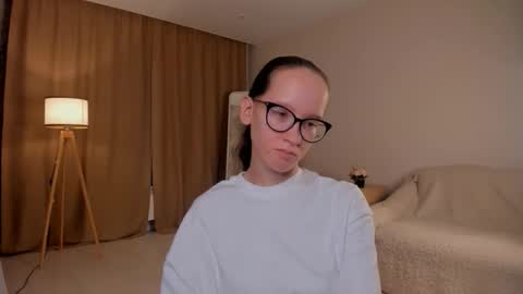 Sara online show from 11, 10, 2025