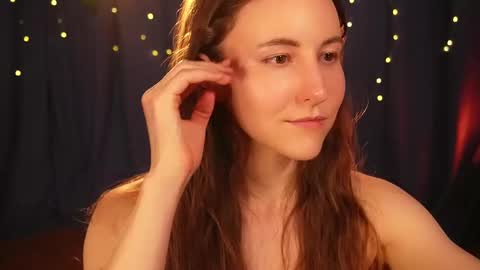 Snapshot of lynn_feline chatting on 11, 3, 2025 Lynn online show from 11, 3, 2025