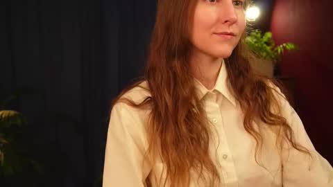 Snapshot of lynn_feline chatting on 21, 10, 2025 Lynn online show from 21, 10, 2025