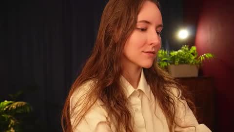 Snapshot of lynn_feline chatting on 29, 10, 2025 Lynn online show from 29, 10, 2025