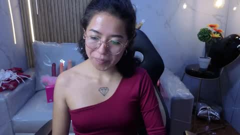 lynn_turner_ online show from 9, 3, 2026