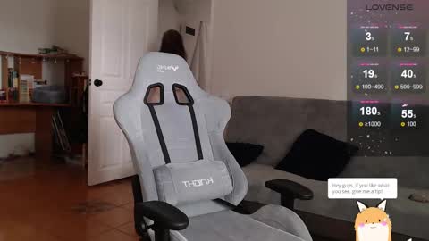 Snapshot of lynne_dawson chatting on 12, 2, 2025 lynne_dawson online show from 12, 2, 2025