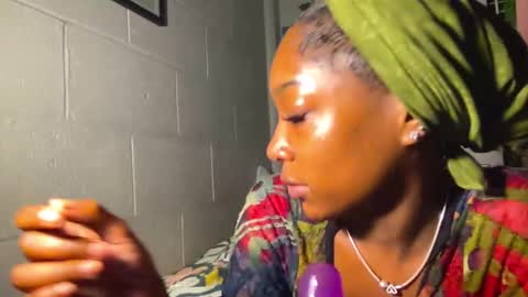 IVYGold online show from 6, 3, 2025