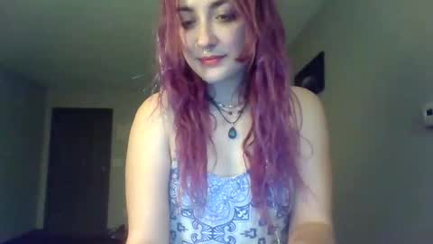 Lynn  online show from 23, 5, 2026