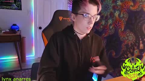 Snapshot of lynxanarres chatting on 10, 9, 2025 Lynx Anarres online show from 10, 9, 2025