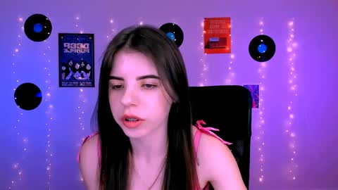 Snapshot of lyra_desire chatting on 28, 5, 2026 lyra_desire online show from 28, 5, 2026