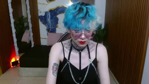 lyra_tay online show from 11, 4, 2026