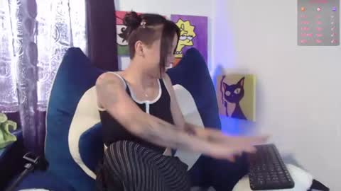 Snapshot of lyshana chatting on 1, 7, 2026 lyshana online show from 1, 7, 2026