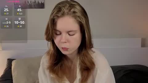 Snapshot of lyucy chatting on 20, 7, 2026 Julie online show from 20, 7, 2026